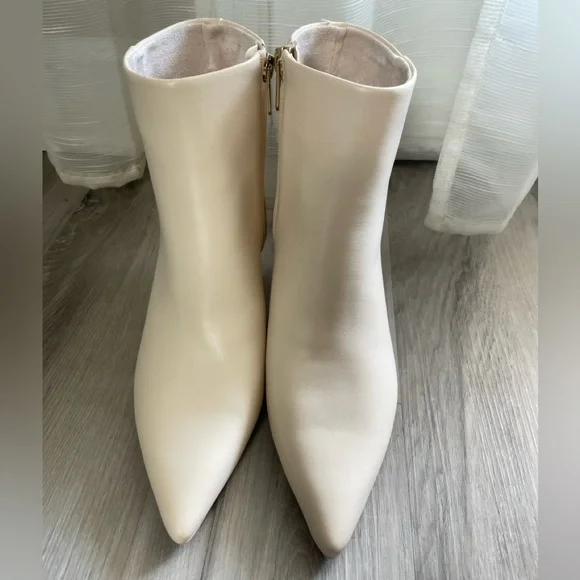 Circus By Sam Edelman Suzie Cream Ankle Boots Kitten Heel Size 8 - Picture 10 of 12